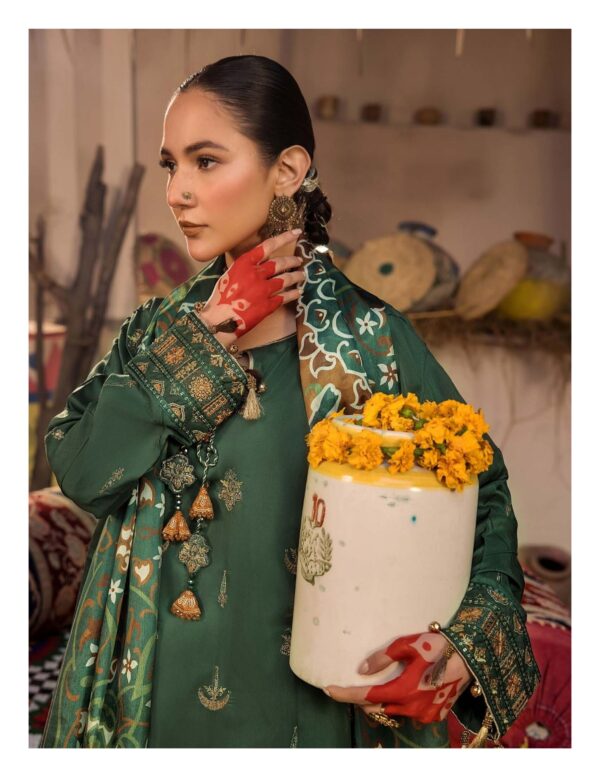 3-Piece Embriodered Viscose Suit - Image 2