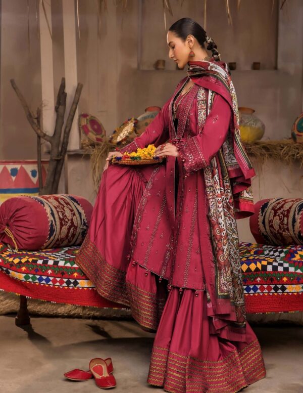 3-Piece Embroidered Viscose Suit - Image 2