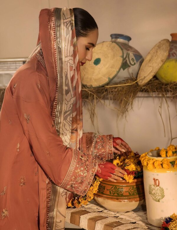 3-Piece Embriodered Viscose Suit - Image 3