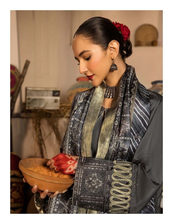 3-Piece Embriodered Viscose Suit - Image 2