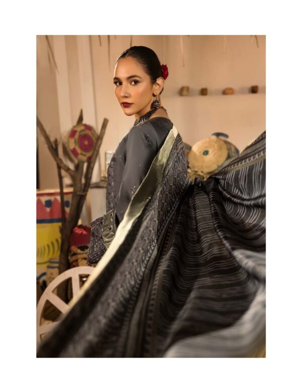 3-Piece Embriodered Viscose Suit - Image 3